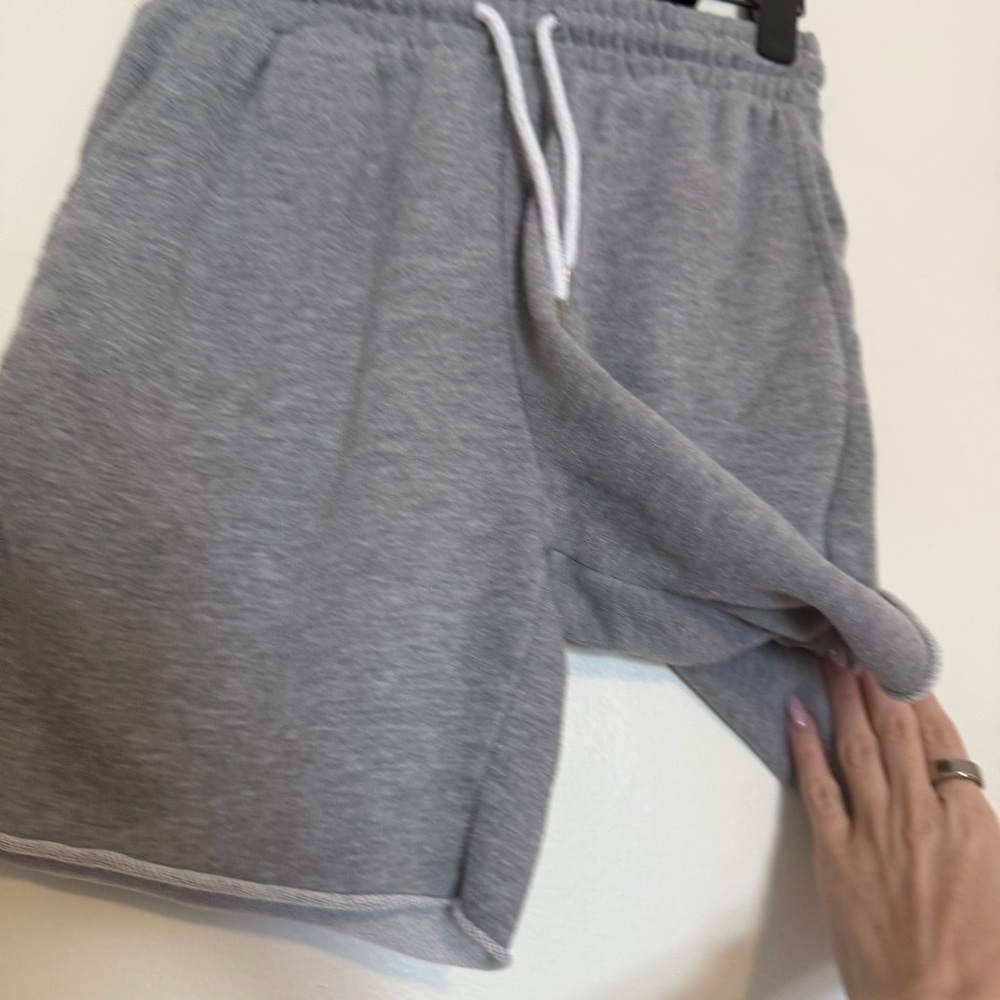 Forever 21 | Gray Athletic Sweat Shorts - Picture 3 of 5